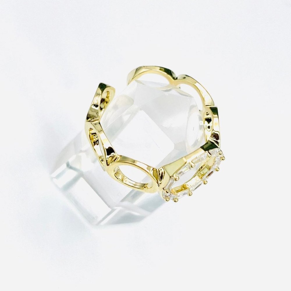 Gold open link ring - Picture 5 of 6